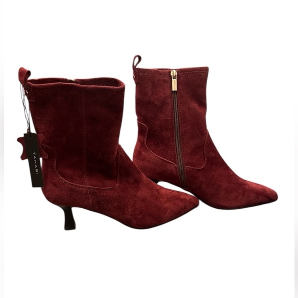 Tahari Maroon Suede Ankle Boots Kitten Heel Size 8 NWT